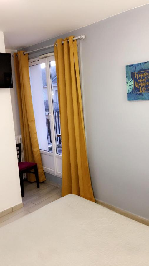 Hotel Les Arcades 2*